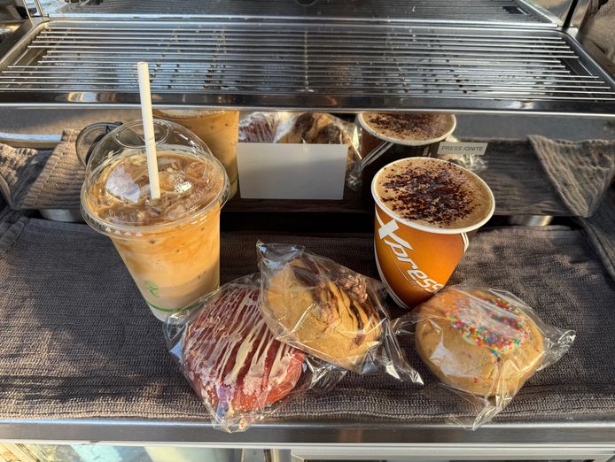 fun-business-great-home-for-lunch-full-support-xpresso-mobile-cafe-0