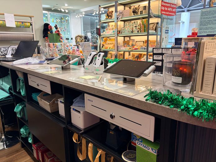 premium-retail-shop-fitout-for-sale-westfield-belconnen-2