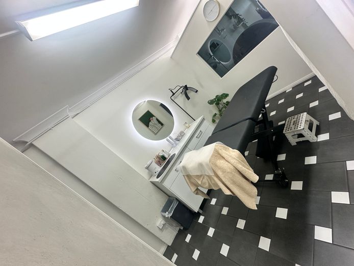 beauty-salon-for-sale-3