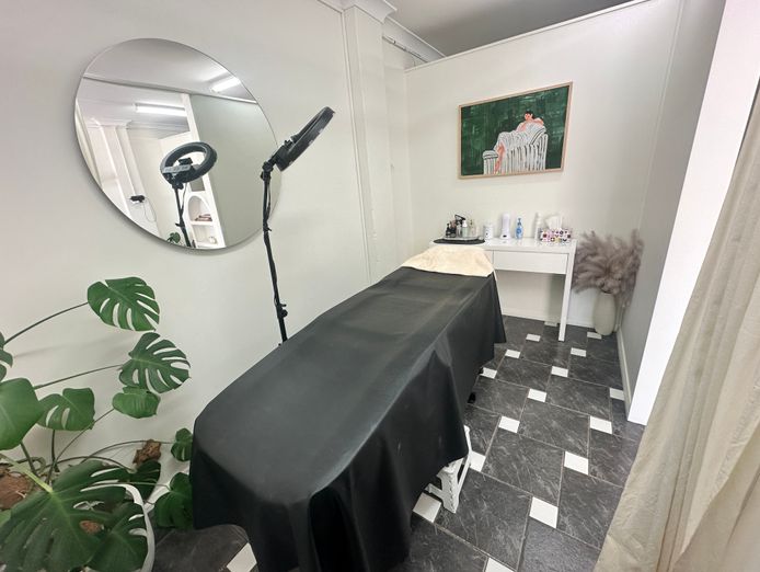 beauty-salon-for-sale-2