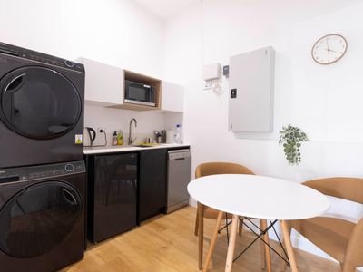 perfect-for-a-beaty-nail-or-podiatry-business-4