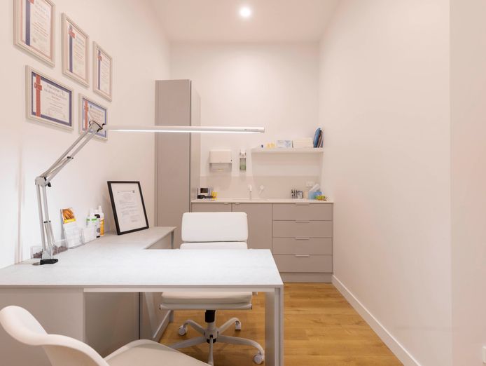 perfect-for-a-beaty-nail-or-podiatry-business-0