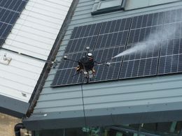 Wash Drones – Innovative Drone Cleaning Franchise Opportunity