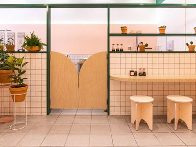profitable-sushi-shop-pokebowl-and-saladbowl-prime-location-adelaide-cbd-4