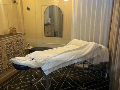 remedial-massage-clinic-for-sale-launceston-cbd-1