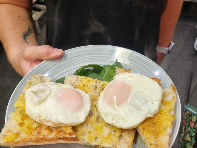 discover-your-slice-of-coastal-paradise-port-stephens-cafe-0