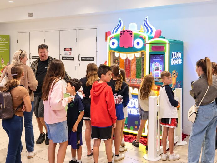 own-operate-exclusive-robotic-vending-machines-in-premium-locations-6