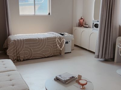 salon-business-for-sale-fully-equipped-stocked-dual-income-ready-2