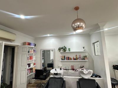 hair-salon-barber-for-sale-9500-takeover-lease-only-435-and-week-plus-outgoing-3