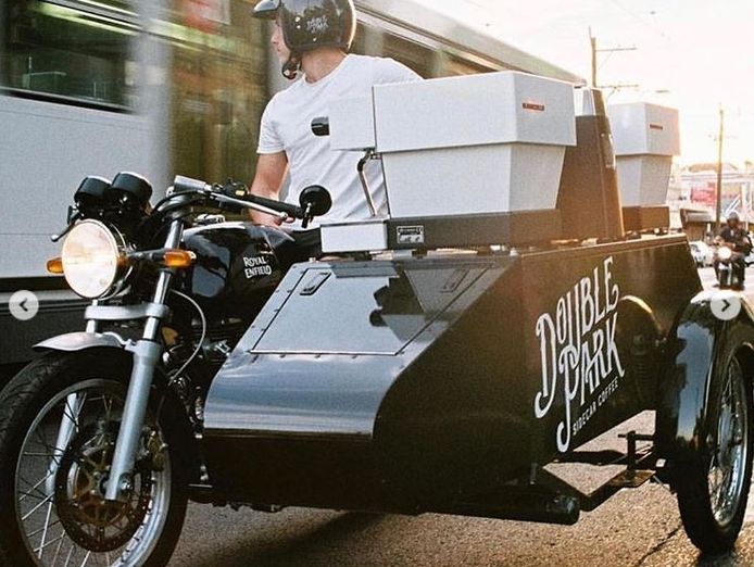 unique-sidecar-coffee-cart-motorcycle-double-park-sidecar-coffee-8
