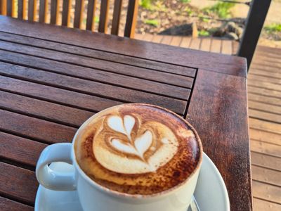 established-cafe-providore-in-prime-curlewis-location-3