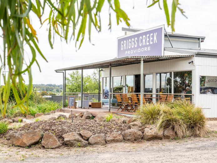 established-cafe-providore-in-prime-curlewis-location-0