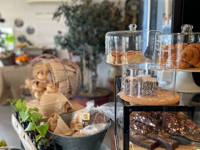 established-cafe-providore-in-prime-curlewis-location-5