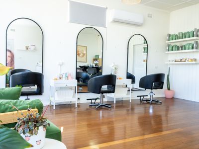 hair-salon-for-sale-oak-flats-turn-key-business-0