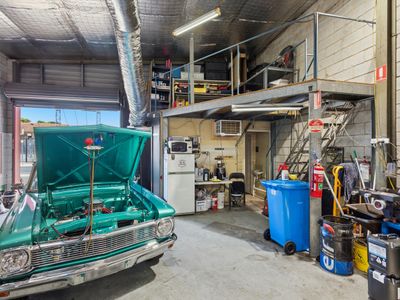 run-your-own-mechanical-workshop-fleet-private-vehicles-walk-in-walk-out-2