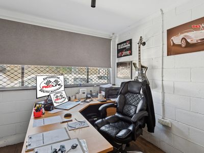 run-your-own-mechanical-workshop-fleet-private-vehicles-walk-in-walk-out-3