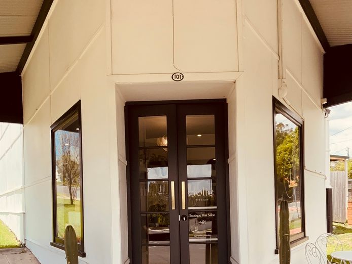 boutique-camp-hill-hair-salon-for-sale-1