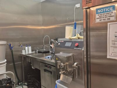 hawthorn-cafe-dessert-bar-opportunity-6