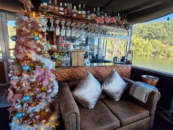 party-boat-fully-licensed-charter-boat-6