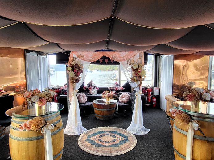 party-boat-fully-licensed-charter-boat-7