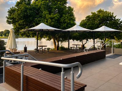 premium-waterfront-cafe-opportunity-fully-fitted-venue-180-000-bokarina-5