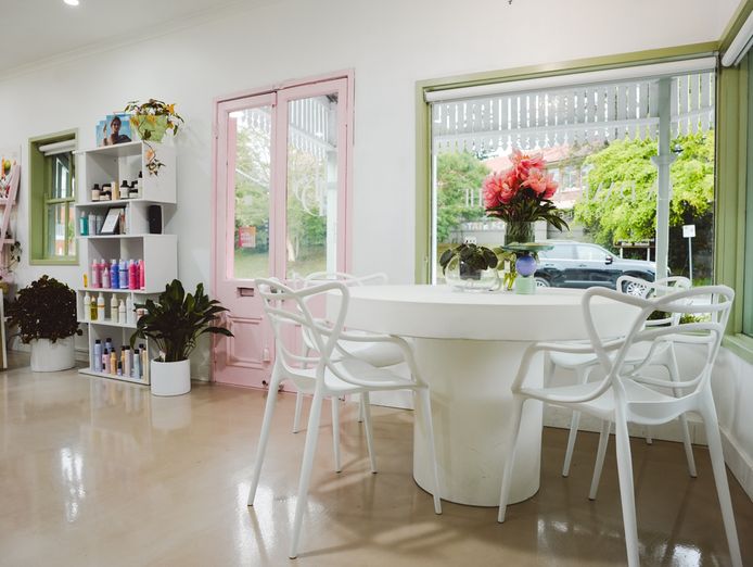 fully-set-up-luxury-hair-beauty-salon-prime-brisbane-location-3