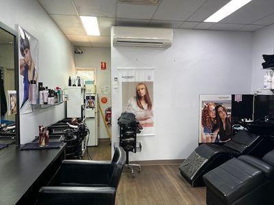 hair-salon-for-sale-vida-hair-sinnamon-park-2