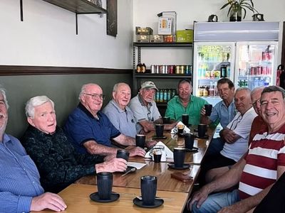 the-village-grocer-carcoar-cafe-9