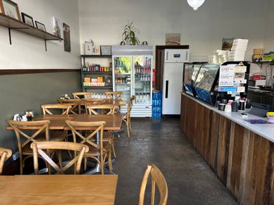 the-village-grocer-carcoar-cafe-3