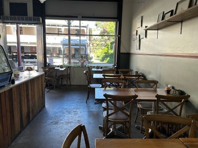 the-village-grocer-carcoar-cafe-5