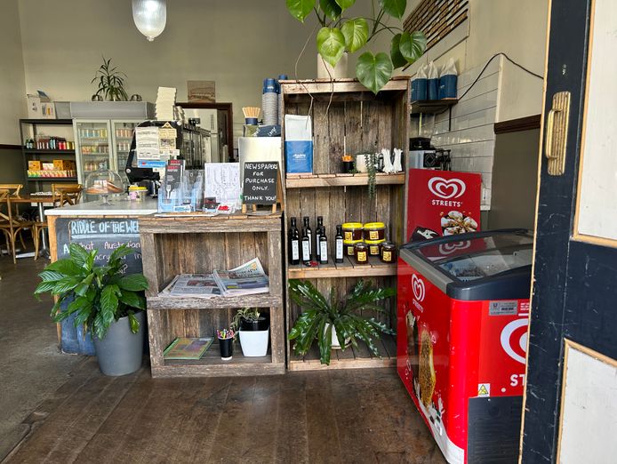 the-village-grocer-carcoar-cafe-6