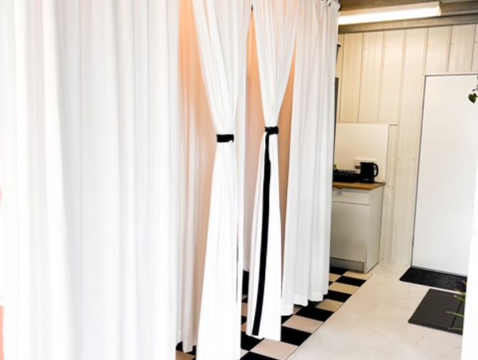 recovery-studio-for-sale-walk-in-ready-low-overheads-9