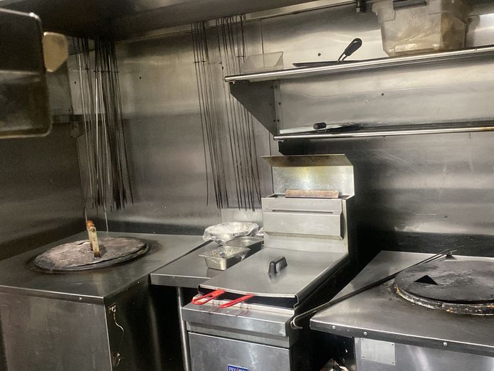 da-approved-indian-restaurant-with-large-kitchen-4