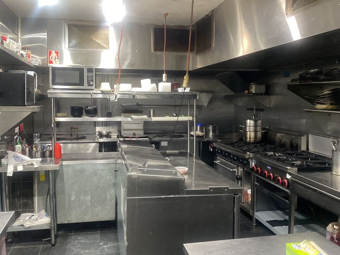 da-approved-indian-restaurant-with-large-kitchen-2