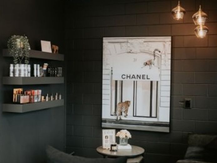 turnkey-lash-brow-salon-high-demand-great-revenue-ready-to-grow-0