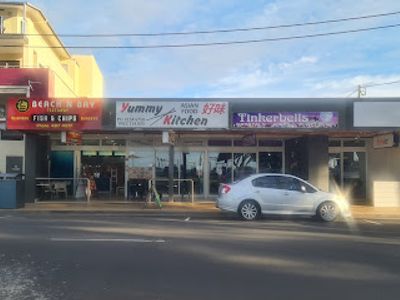 takeaway-for-sale-yummy-kitchen-0