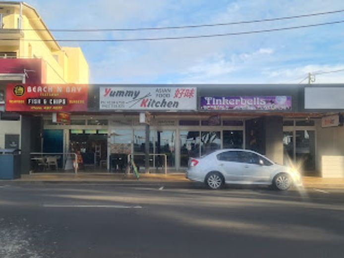 takeaway-for-sale-yummy-kitchen-0