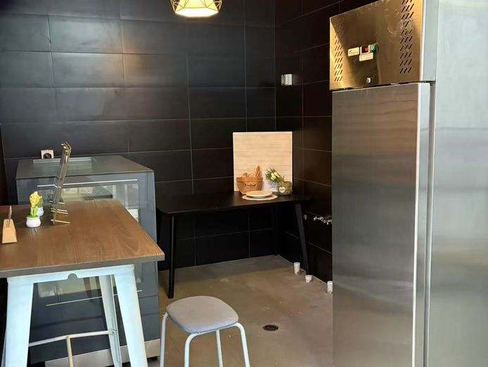 pastry-shop-for-sell-4