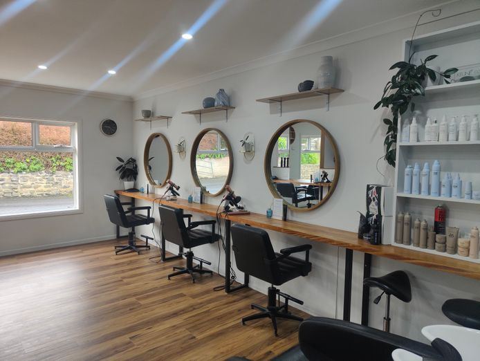 salt-hair-stanley-seaside-salon-for-sale-0