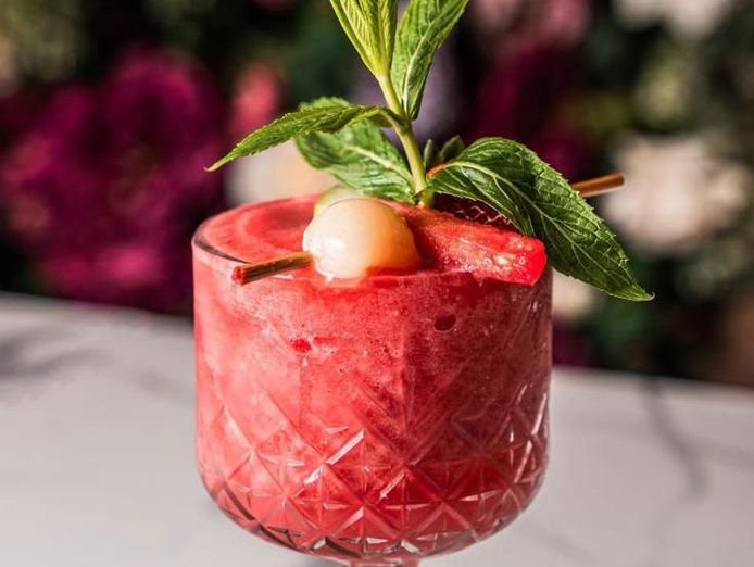 established-restaurant-fully-fitted-8