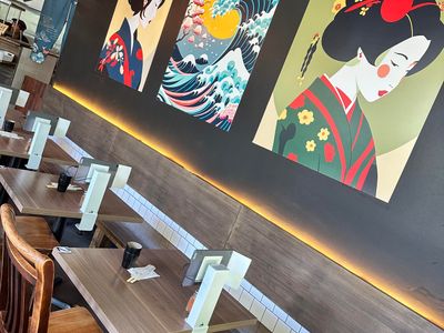 urgent-sale-japanese-restaurant-with-40-seats-in-busy-area-7