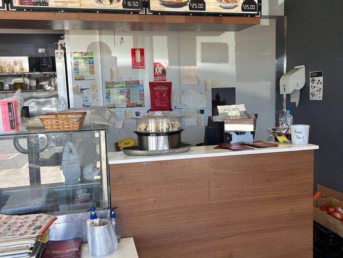 noodle-bar-in-broken-hill-nsw-for-low-price-3