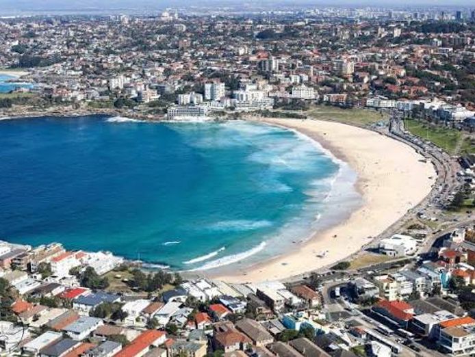 north-bondi-beach-cafe-high-foot-traffic-strong-profit-huge-growth-potential-0