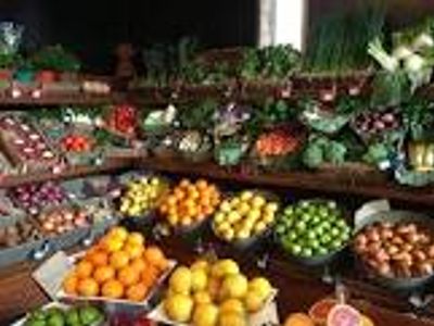 fruit-veggie-shop-include-2-bedrooms-house-with-separate-access-1