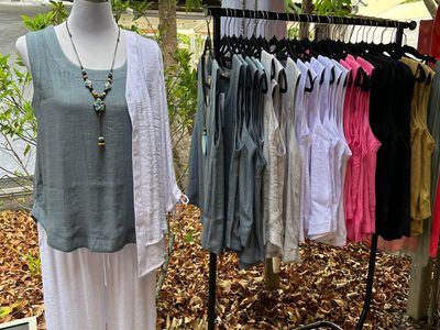 designer-ladies-clothing-business-established-high-foot-traffic-location-6