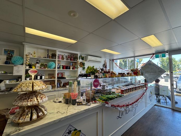 italian-cafe-deli-1