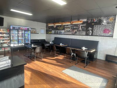 busy-cafe-and-takeaway-shop-for-sale-in-south-geelong-2