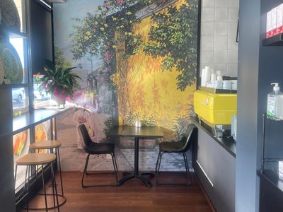 busy-cafe-and-takeaway-shop-for-sale-in-south-geelong-3