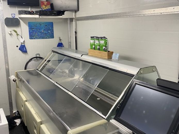 mobile-fresh-seafood-retailer-highly-profitable-low-work-hours-7