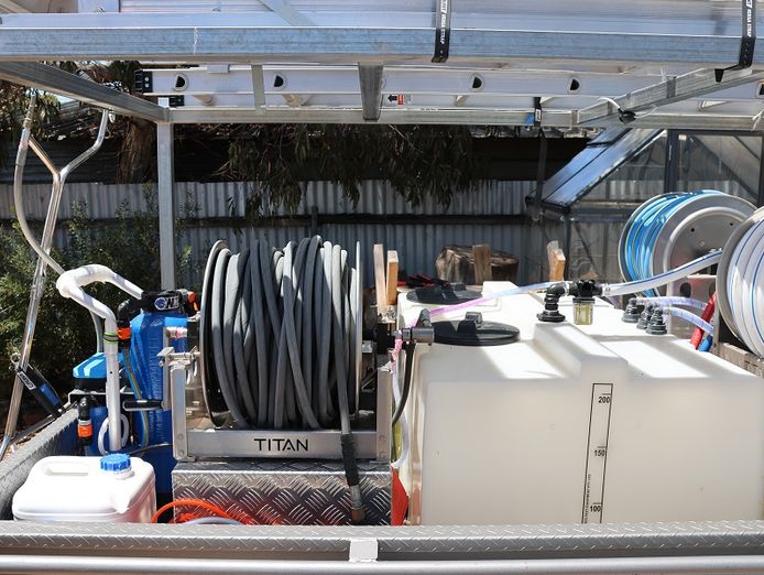 softwash-pressure-cleaning-business-fully-equipped-turnkey-setup-marketing-2